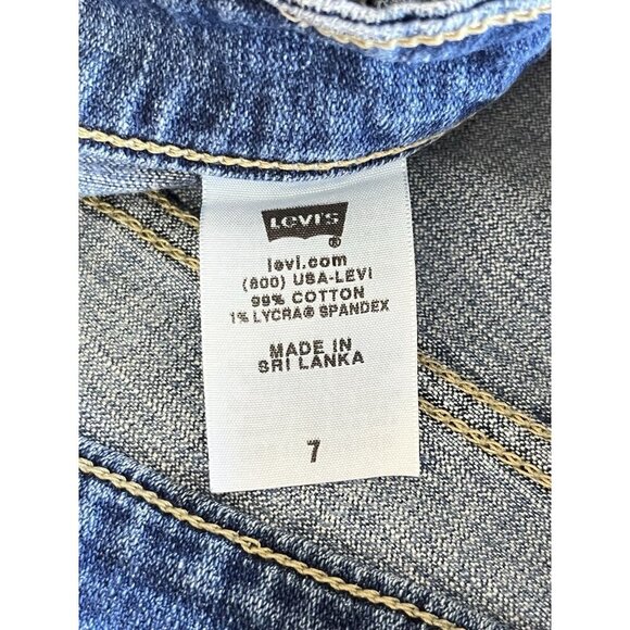 Levi's low rise 7 Genuinely Crafted Jean Shorts - Picture 5 of 5